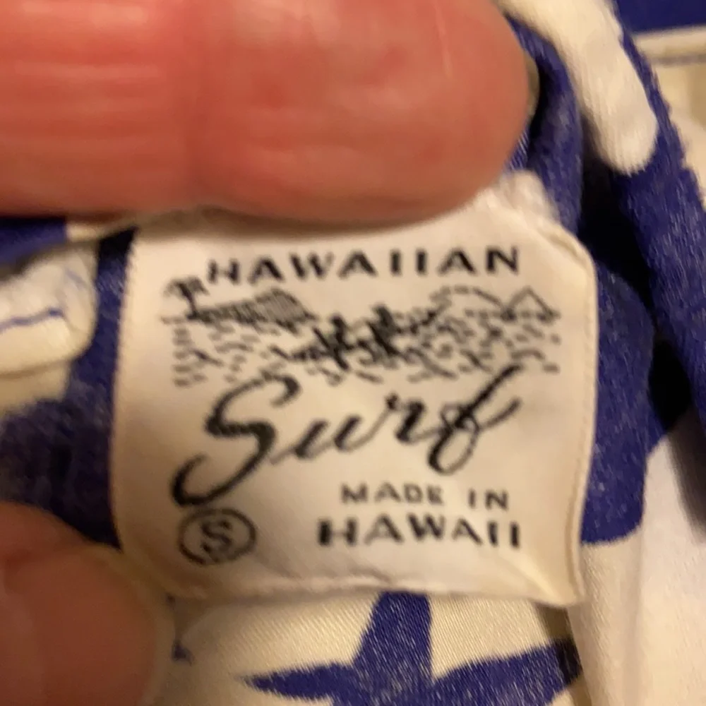 Vintage Hawaiian Muumuu - Picture 5 of 9